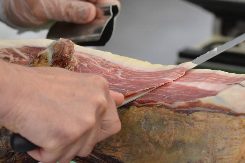 Acheter des produits lyonnais dans la meilleur charcuterie lyonnaise